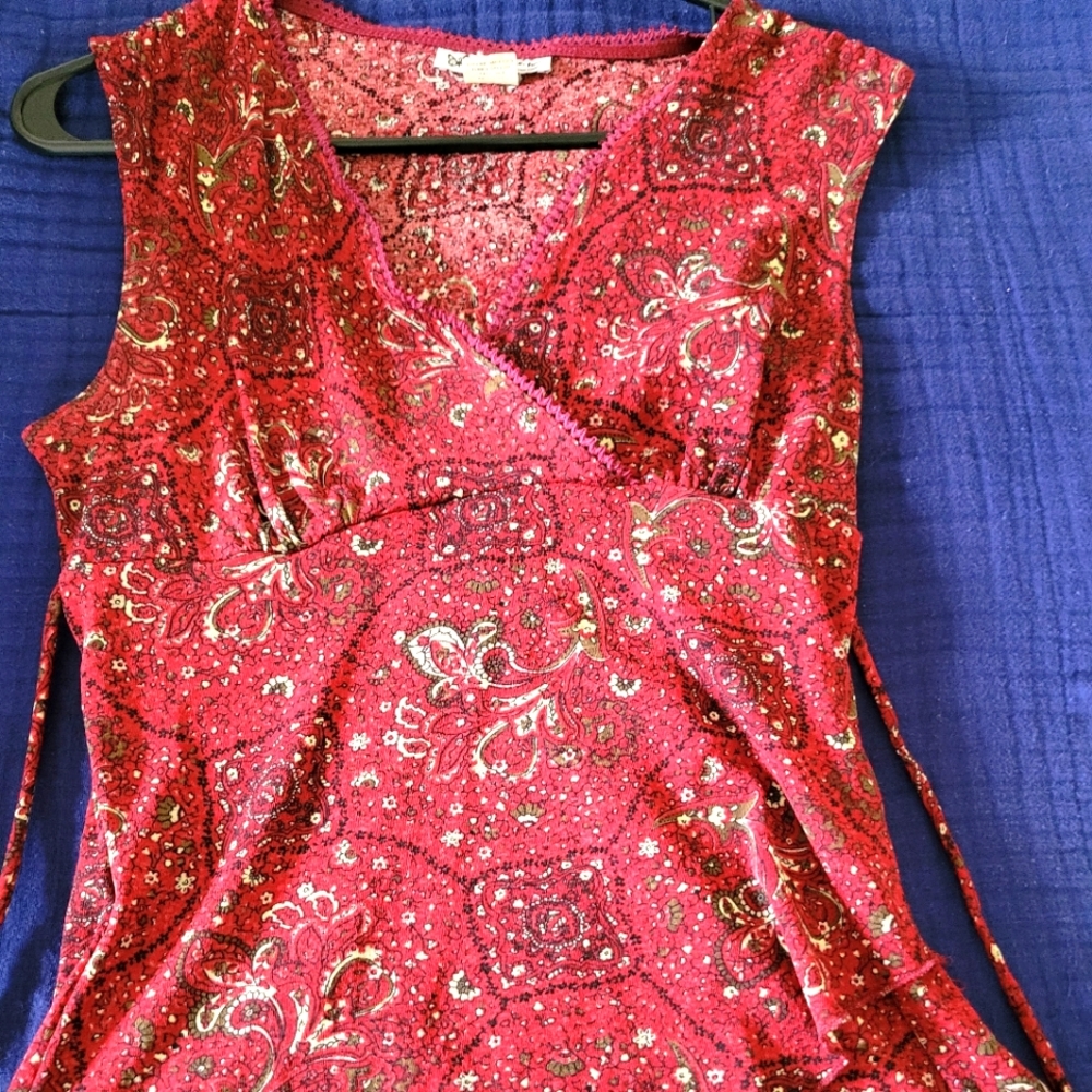 Self Esteem maroon blouse size medium